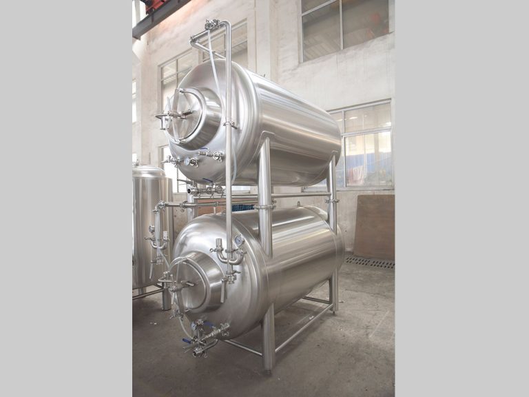 10bbl stackable horizontal lager tank-1